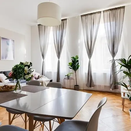 New & Cozy 3bds In Historical Center - S8 Apartamento