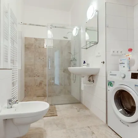 New & Cozy 3bds In Historical Center - S8 شقة *